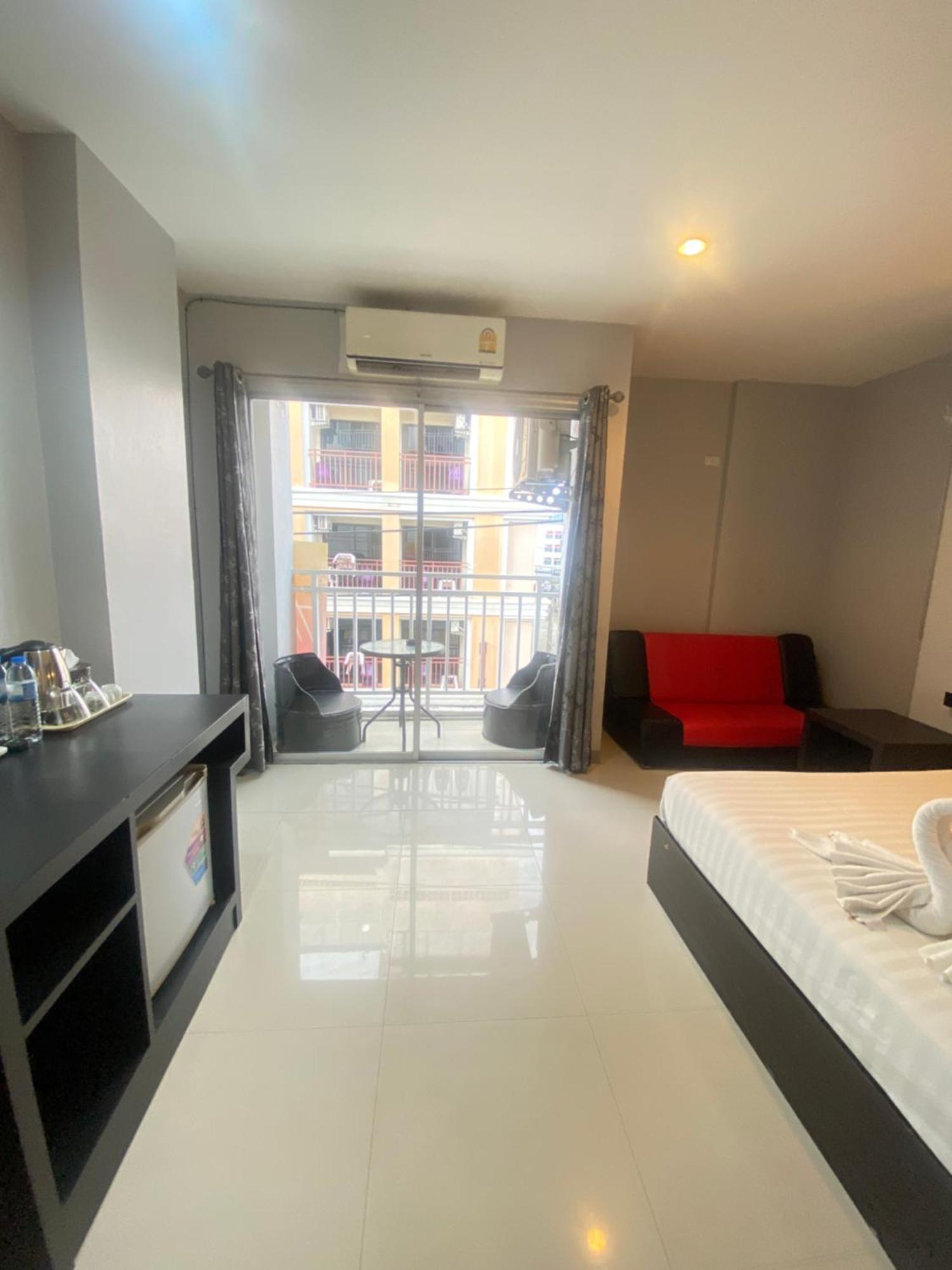 Holiday Home Patong Exterior foto